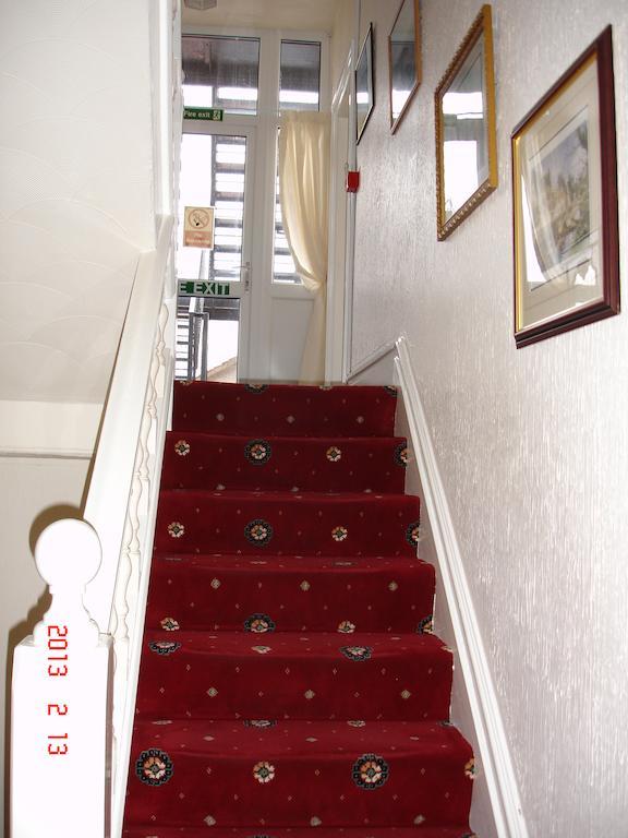 Beachmount Holiday Apartments Rhôs-on-Sea 外观 照片